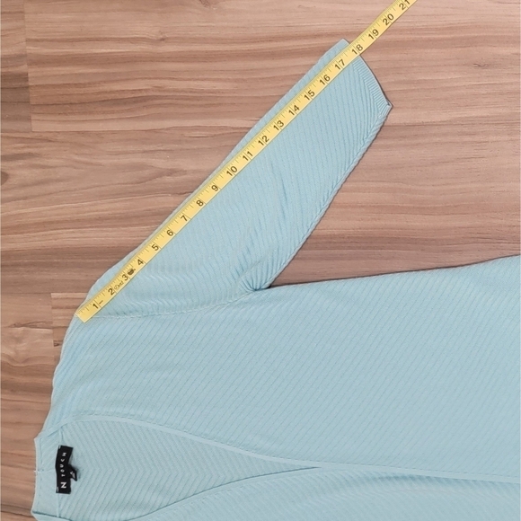 Women's N Touch Sweater Cardigan - Picture 7 of 12